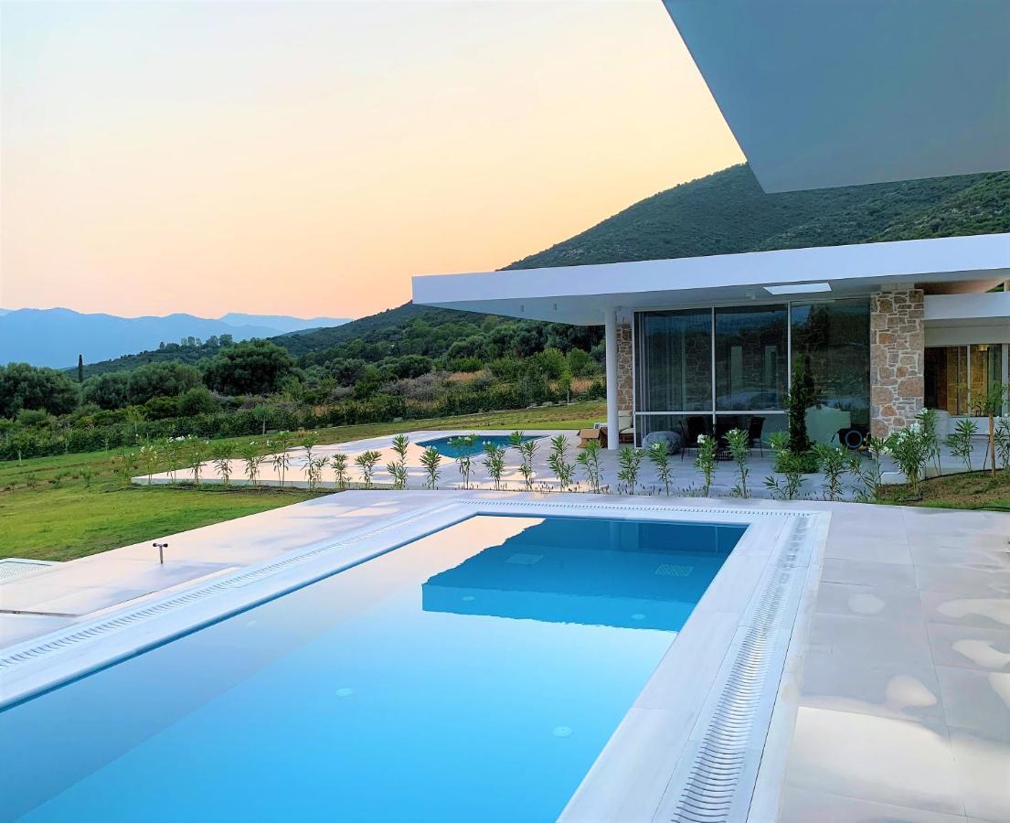 Varko Luxury Suites Palairos Экстерьер фото