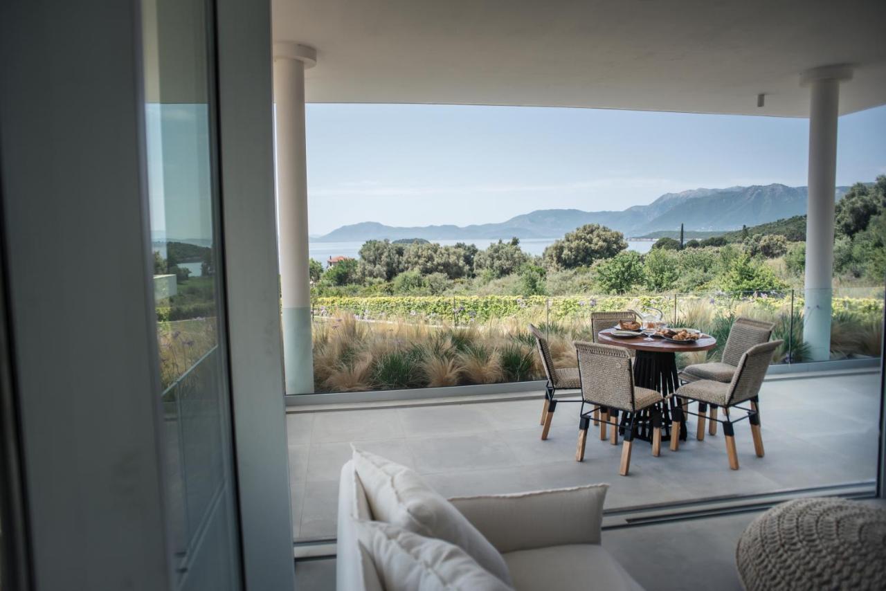 Varko Luxury Suites Palairos Экстерьер фото