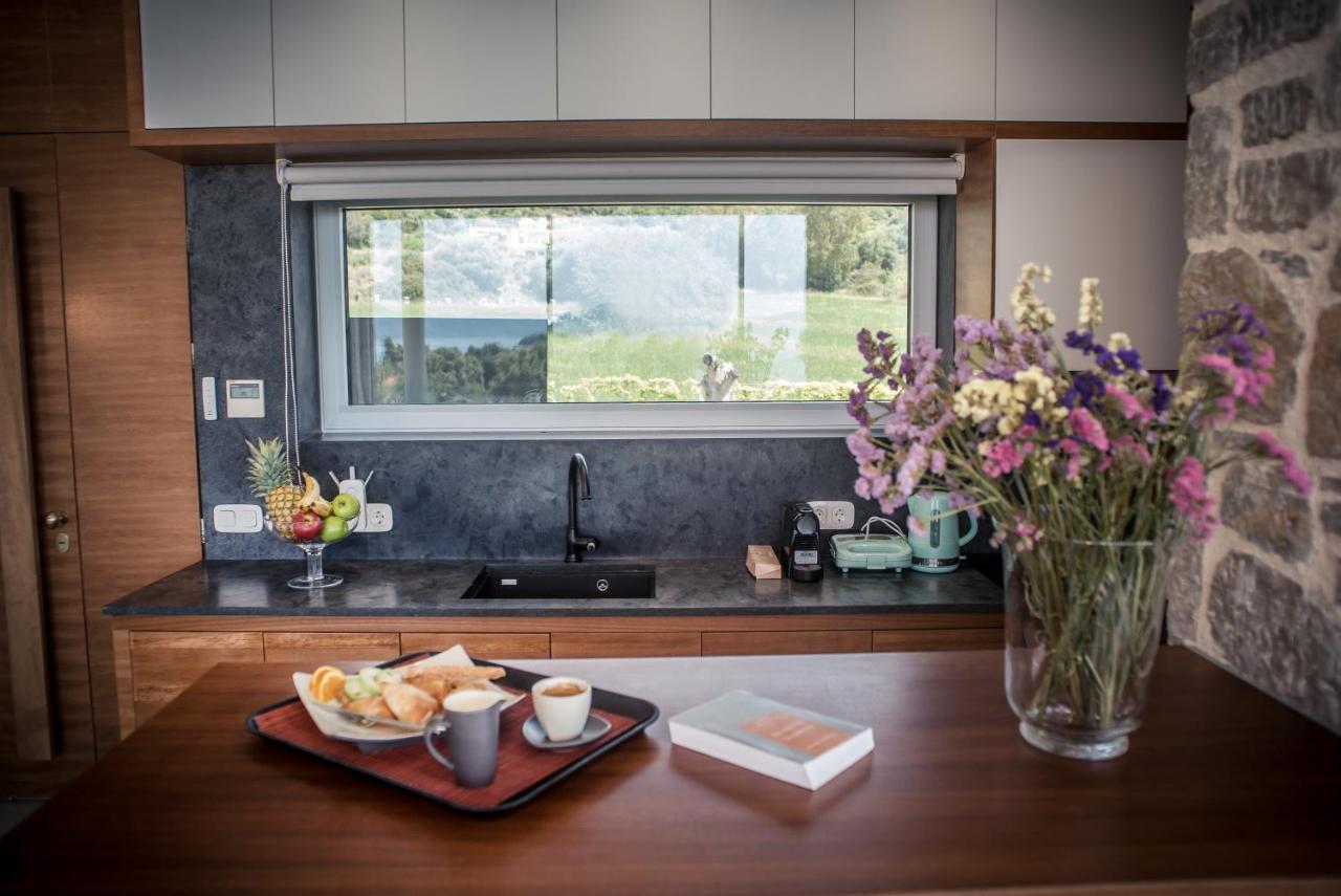 Varko Luxury Suites Palairos Экстерьер фото
