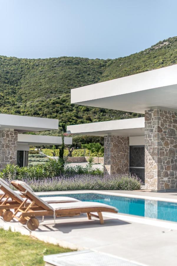 Varko Luxury Suites Palairos Экстерьер фото