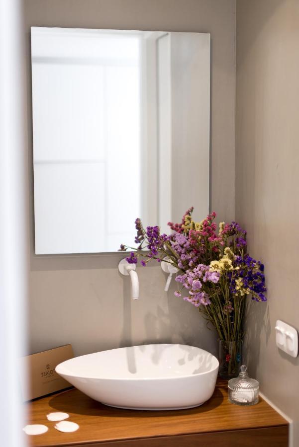 Varko Luxury Suites Palairos Экстерьер фото