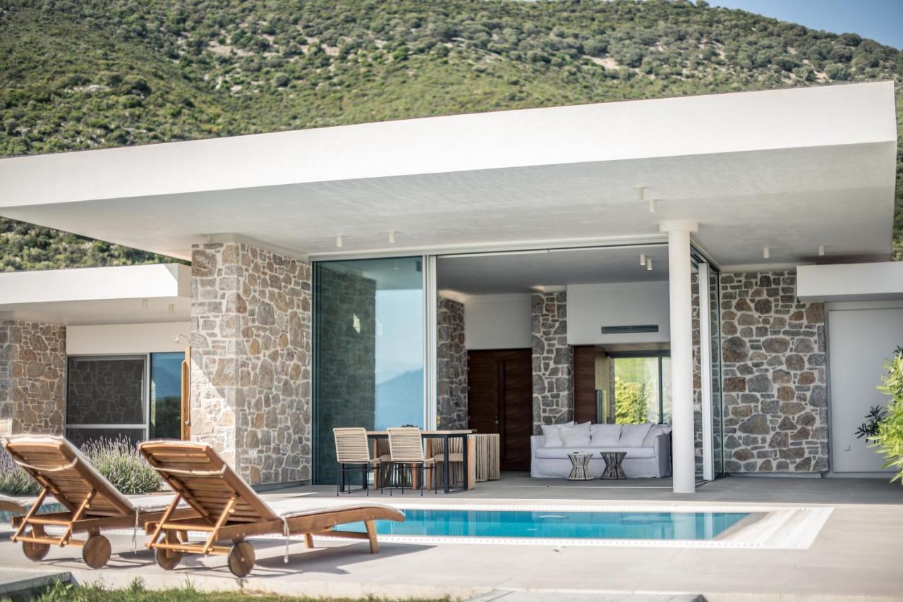 Varko Luxury Suites Palairos Экстерьер фото